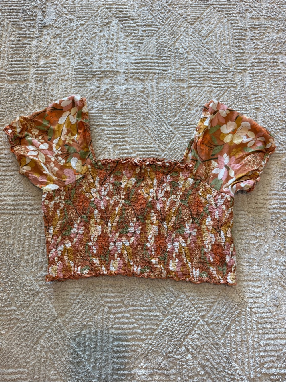 Aerie Floral Smocked Puff Sleeve Crop Top Size Large Retro Floral Festival Top